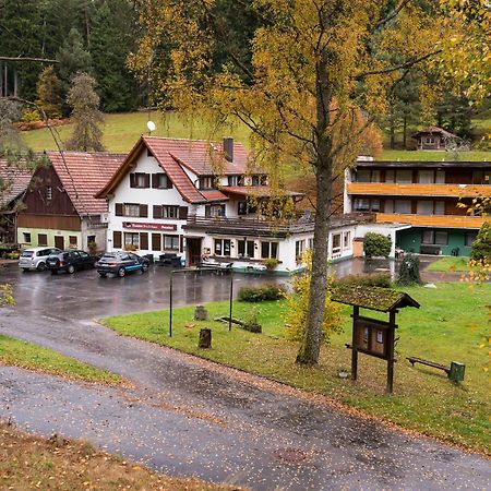 Enri Theater & Pension Bruderhaus Altensteig Buitenkant foto