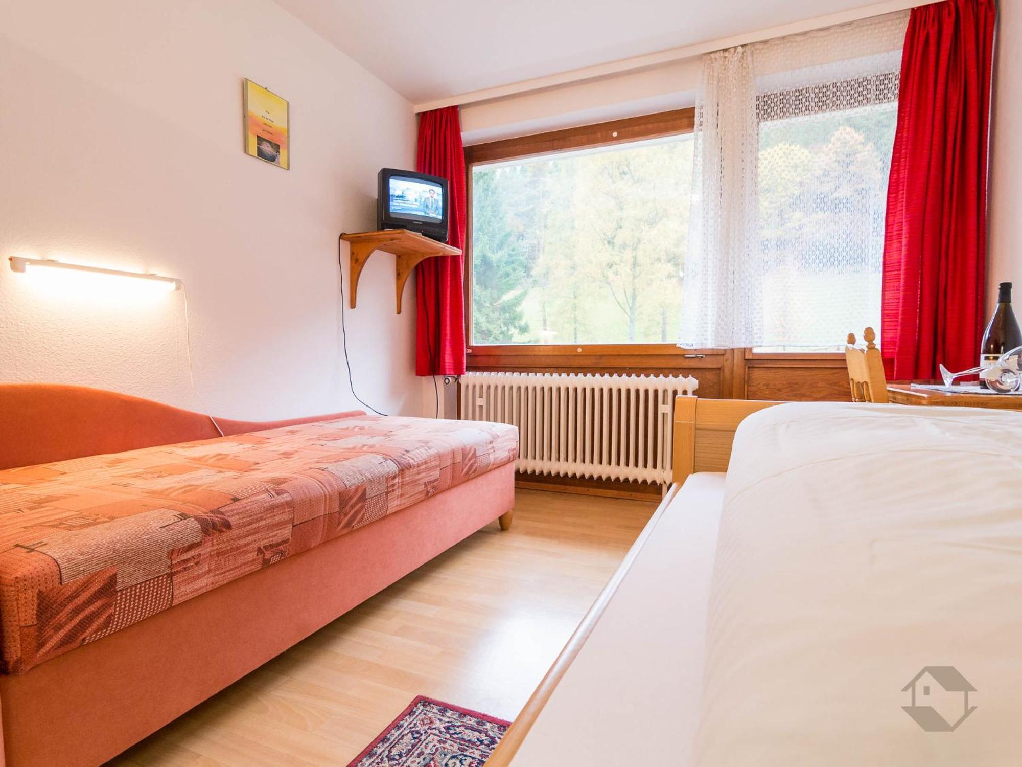 Enri Theater & Pension Bruderhaus Altensteig Kamer foto